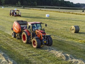 m7003_baler_tim_grass_front5